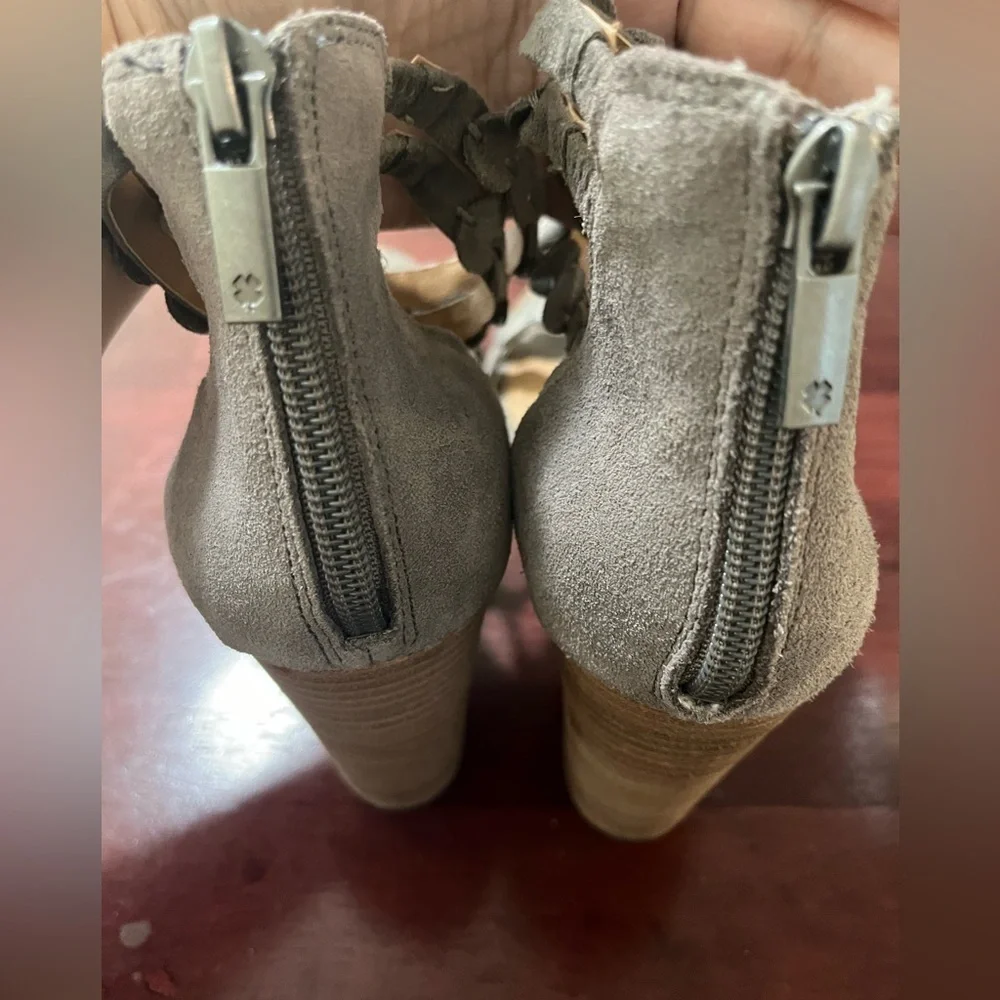 Lucky Brand LP Lameer Gray & Tan Platform Sandals, Size 8.5M